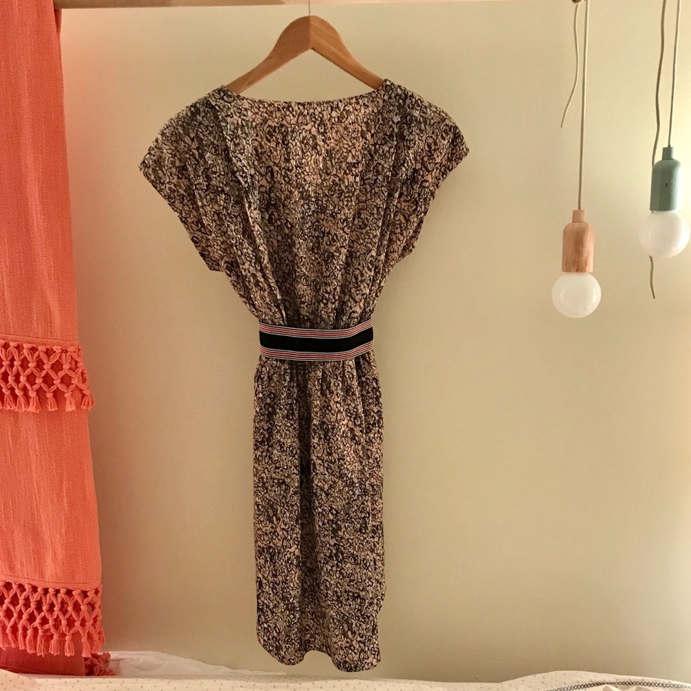 Bcbgeneration Pink Pattern Belted Dress - Size Xs - image 3